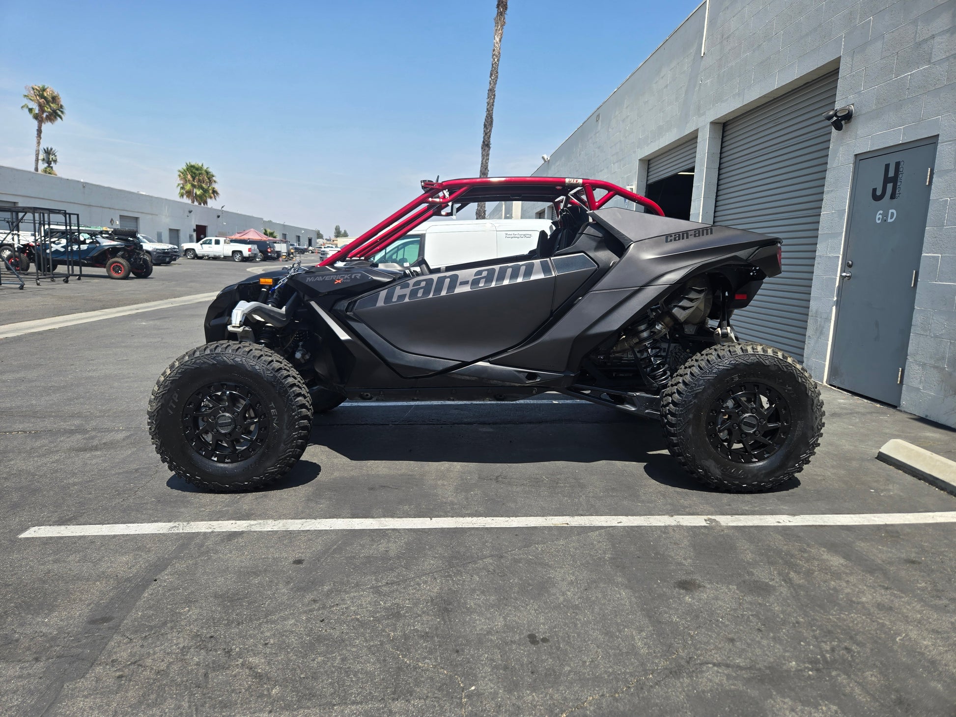 Can Am Maverick R Cage