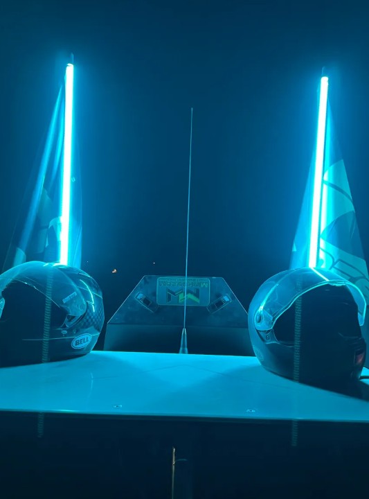 MWhips Single Color X Series